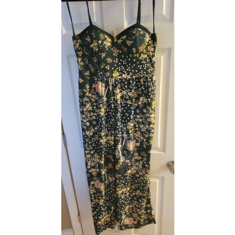 Pretty floral jumpsuit